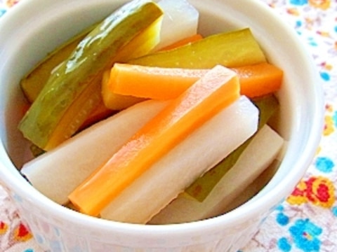 冷えたらすぐ食べられる☆簡単ピクルス